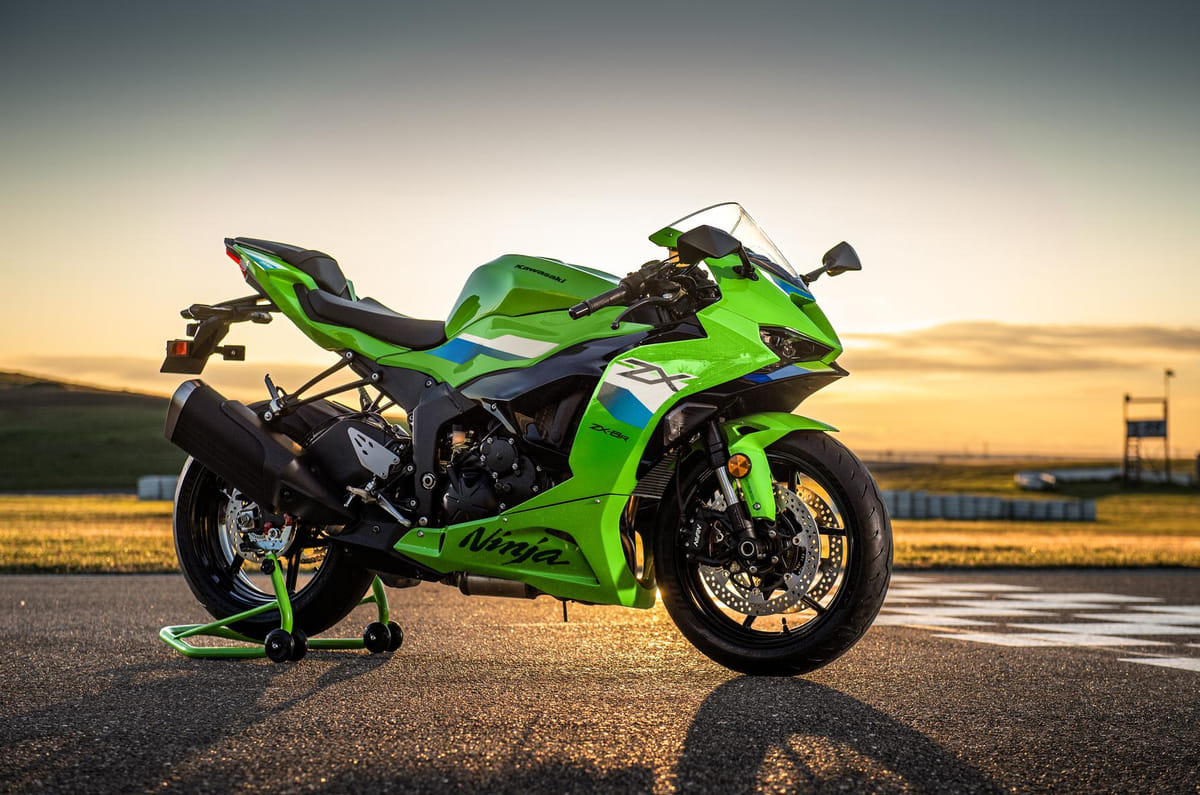 壁紙 2026 Kawasaki Ninja ZX-6R launched in India at Rs 11.69 lakh